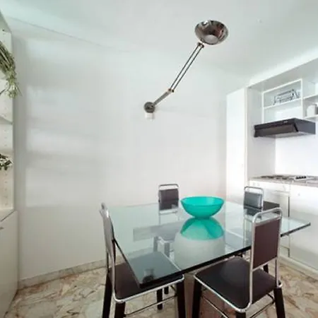 Flat Rossi Apartament